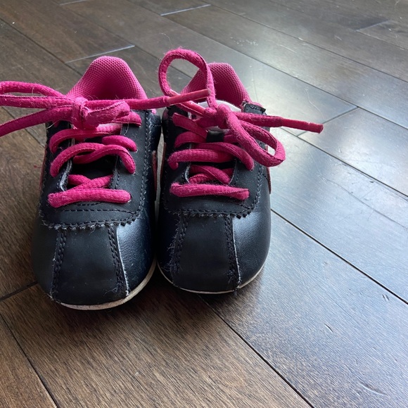 Nike Cortez black and pink - Picture 2 of 5